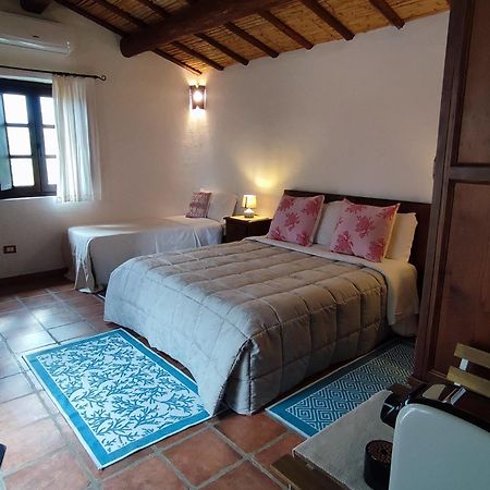 Stazzu Barecca B&B Cugnana Verde エクステリア 写真