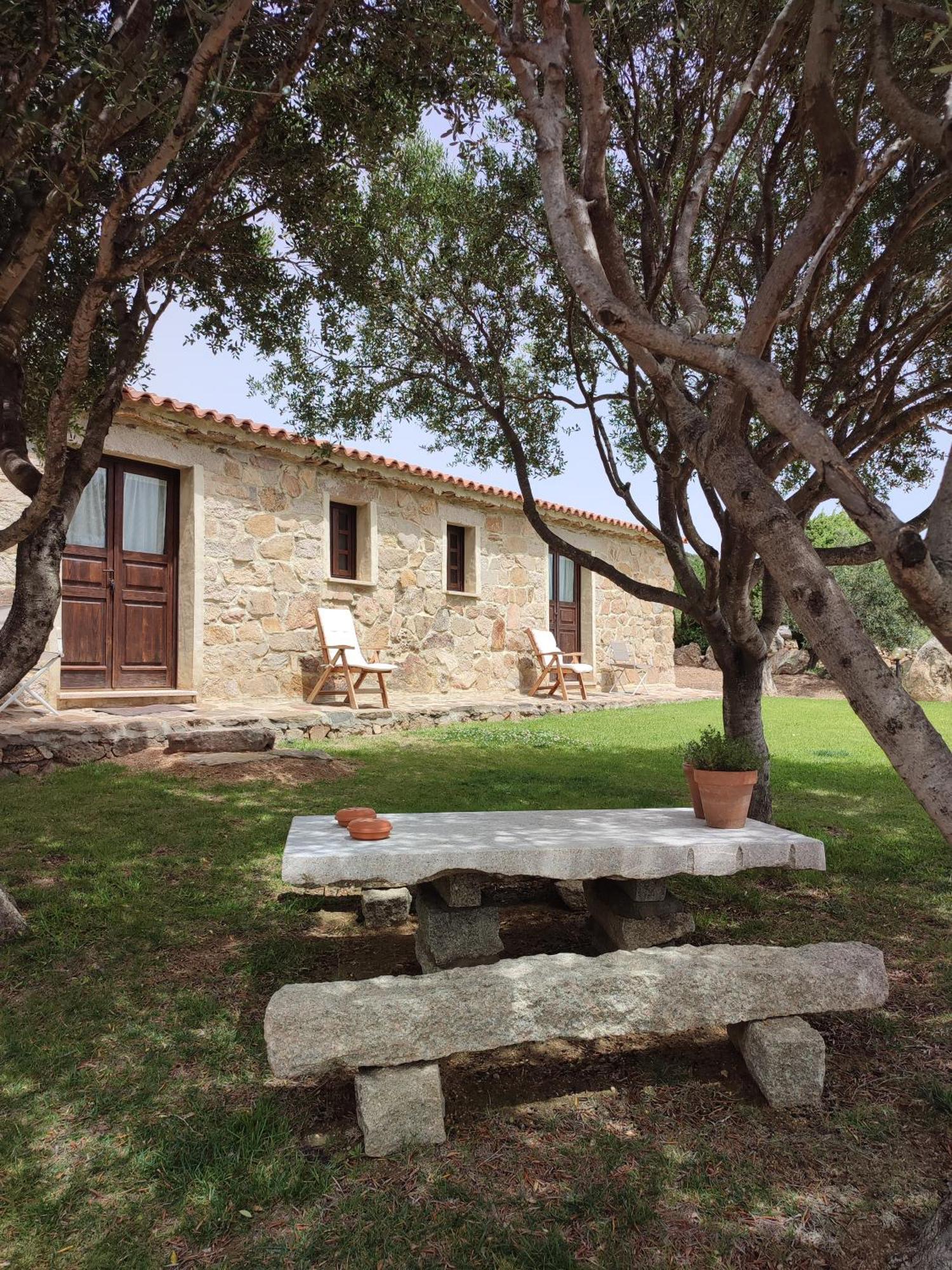 Stazzu Barecca B&B Cugnana Verde エクステリア 写真